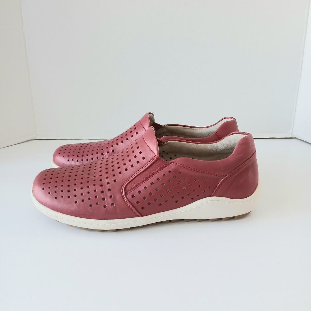 Remonte Slip On Perforated Leather Red Shoes Women 7.5 EU38